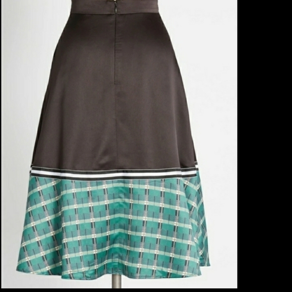 Modcloth A Line Skirt Pockets Hutch Large - Picture 2 of 8